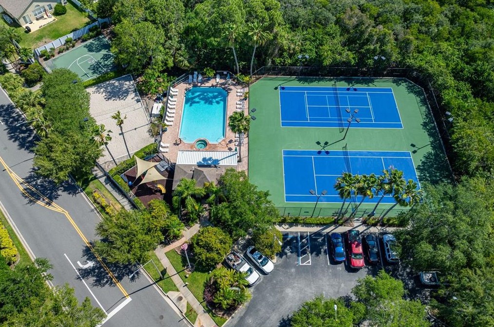 522 Black Lion Dr, Saint Petersburg FL  33716-3472 exterior