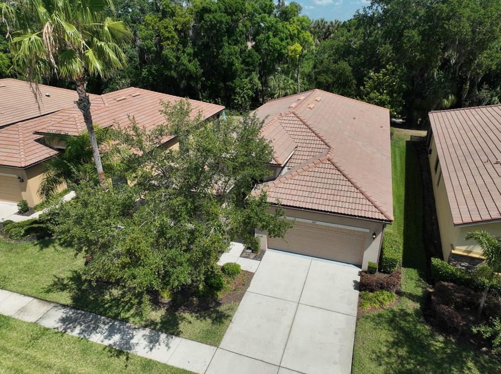 307 Laurel Falls Dr, Ruskin, FL 33572