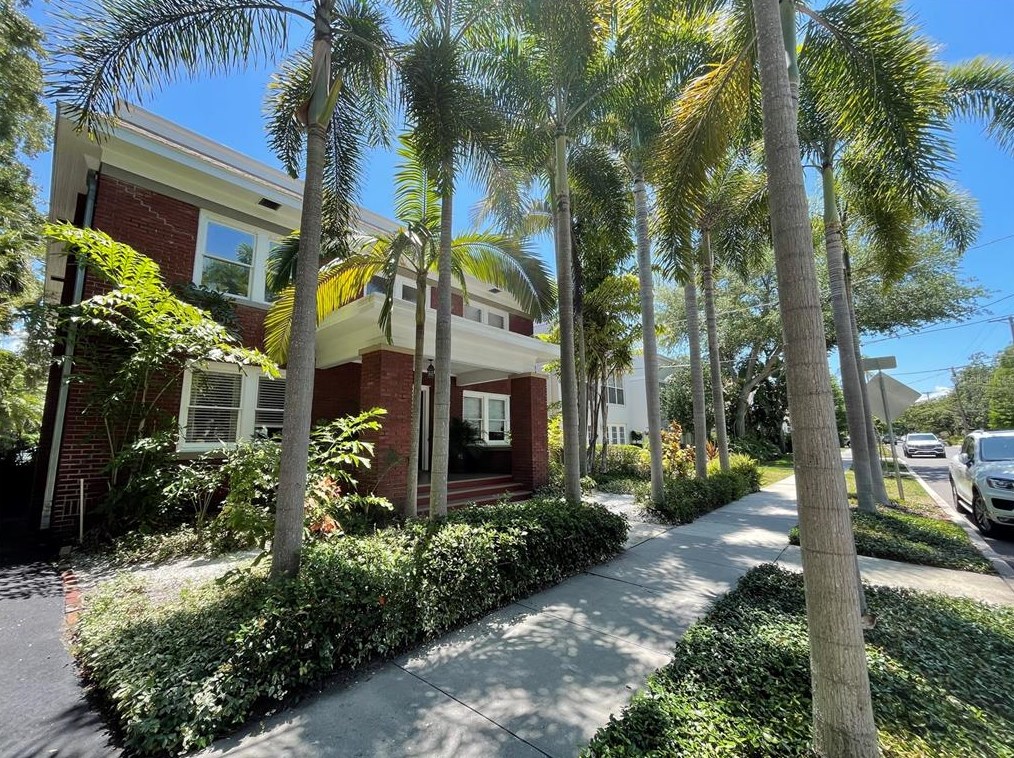 2000 Dekle Ave, Tampa, FL 33606-3240