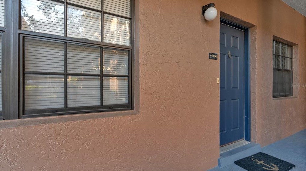 6100 Gulfport Blvd S #106, Saint Petersburg, FL 33707