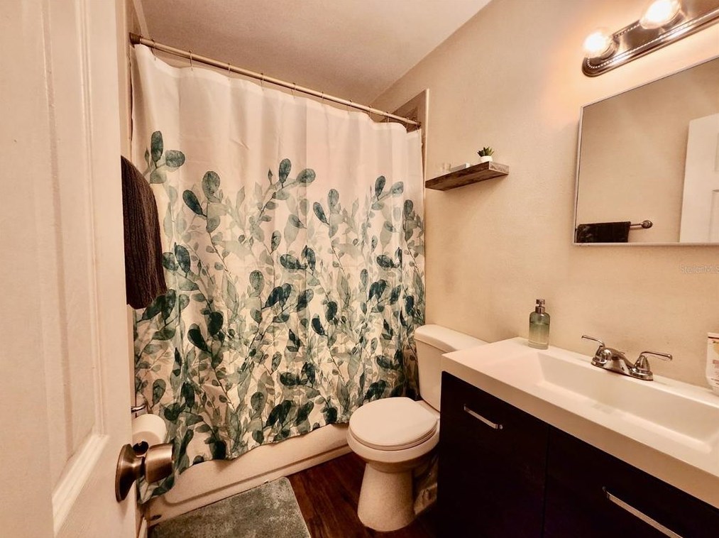38145 5th Ave, Zephyrhills FL  33542-4974 exterior