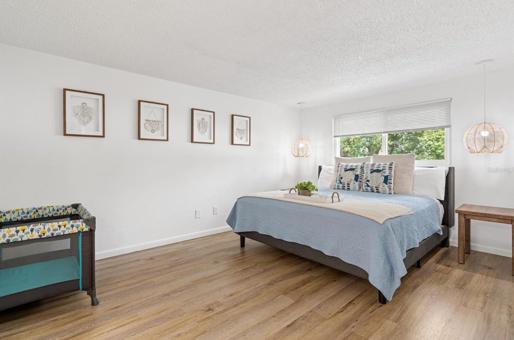 7208 Chesswood Ct, Tampa FL exterior