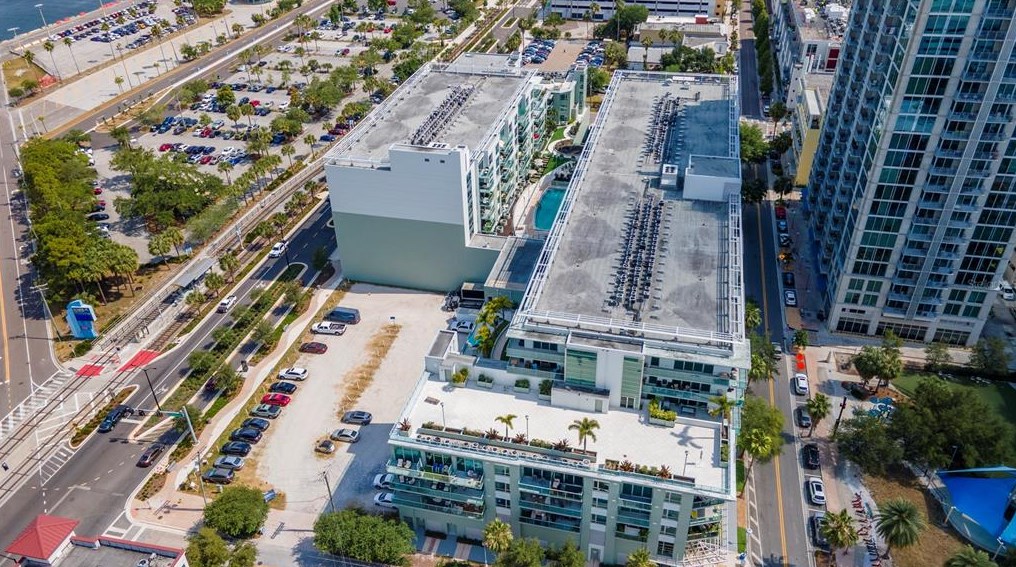 912 Channelside Dr, Tampa FL  33602-4216 exterior