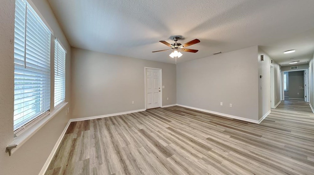 315 Young Pl, Lakeland, FL 33803-3941