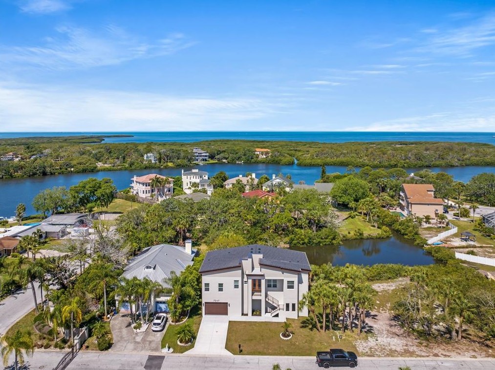 7247 Brightwaters Ct, New Port Richey, FL 34652