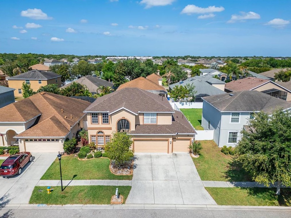 11410 Newgate Crest Dr, Riverview, FL 33579-3927