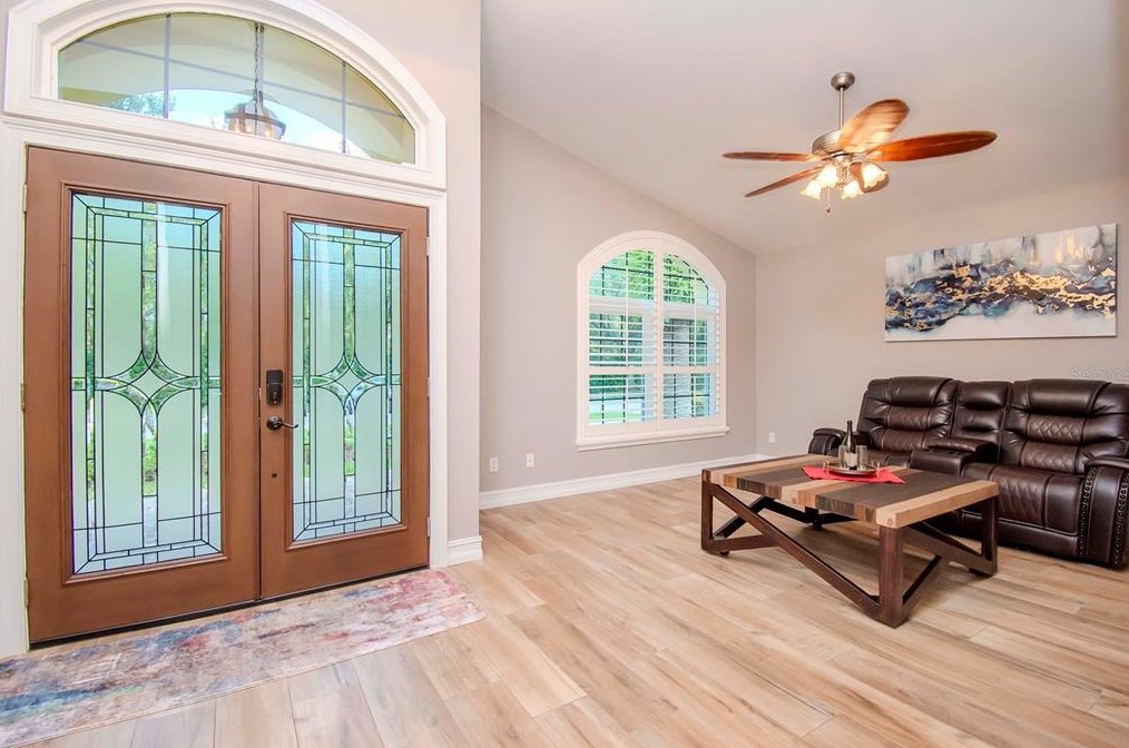 18806 Chemille Dr, Lutz FL  33558-2843 exterior