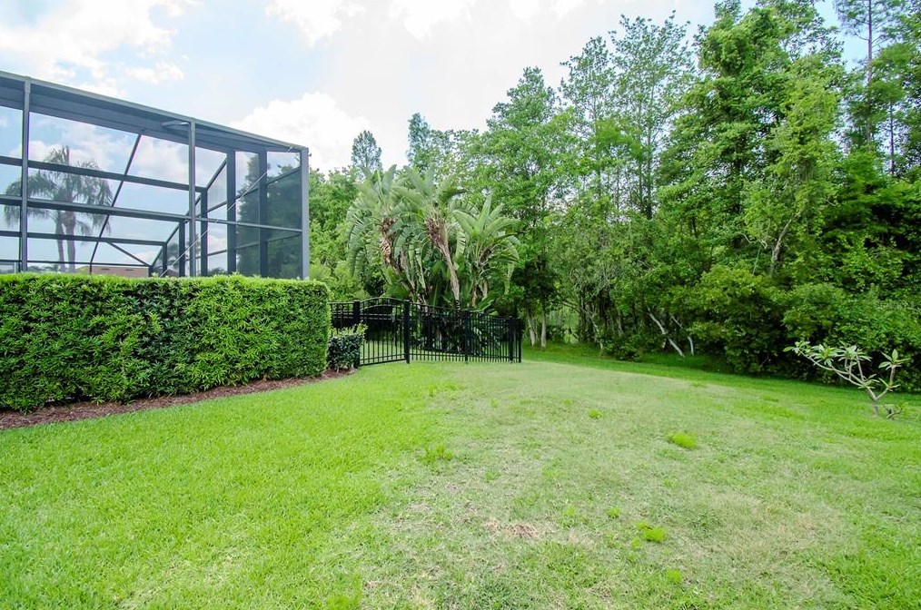 18806 Chemille Dr, Lutz FL  33558-2843 exterior