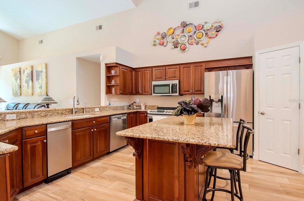 18806 Chemille Dr, Lutz FL  33558-2843 exterior