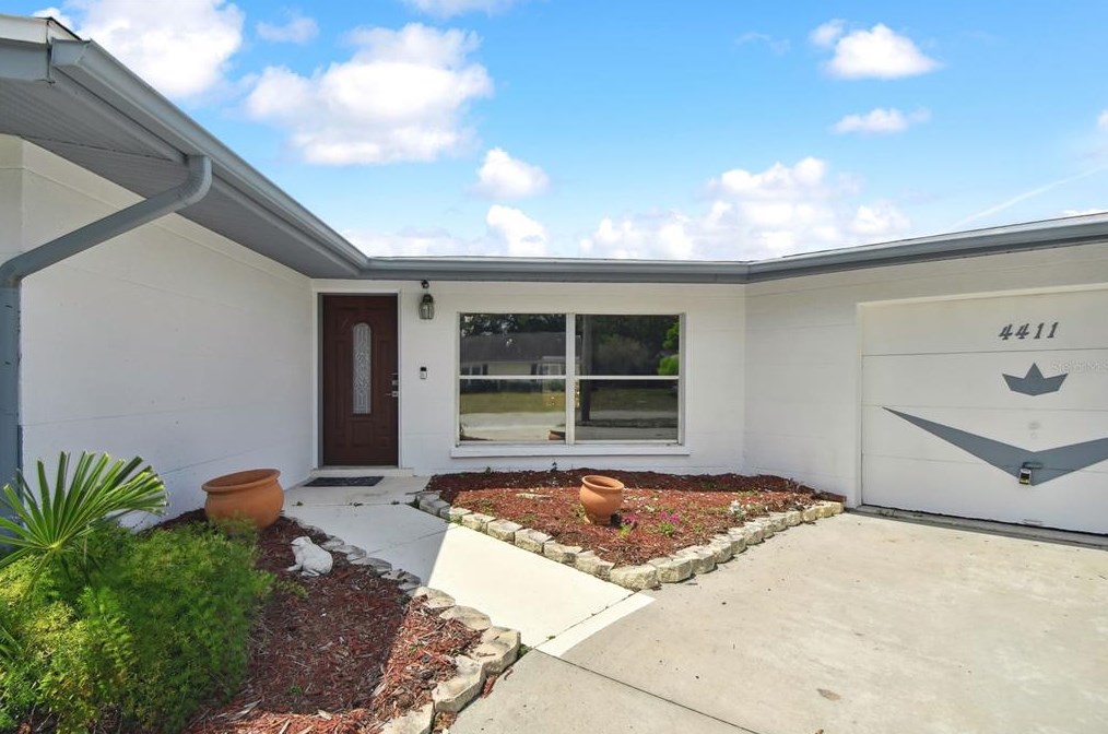 4411 3rd Ave E, Bradenton, FL 34208