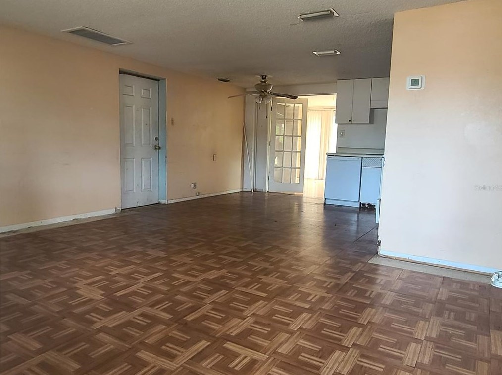 4602 Kennedy Dr, New Port Richey, FL 34652