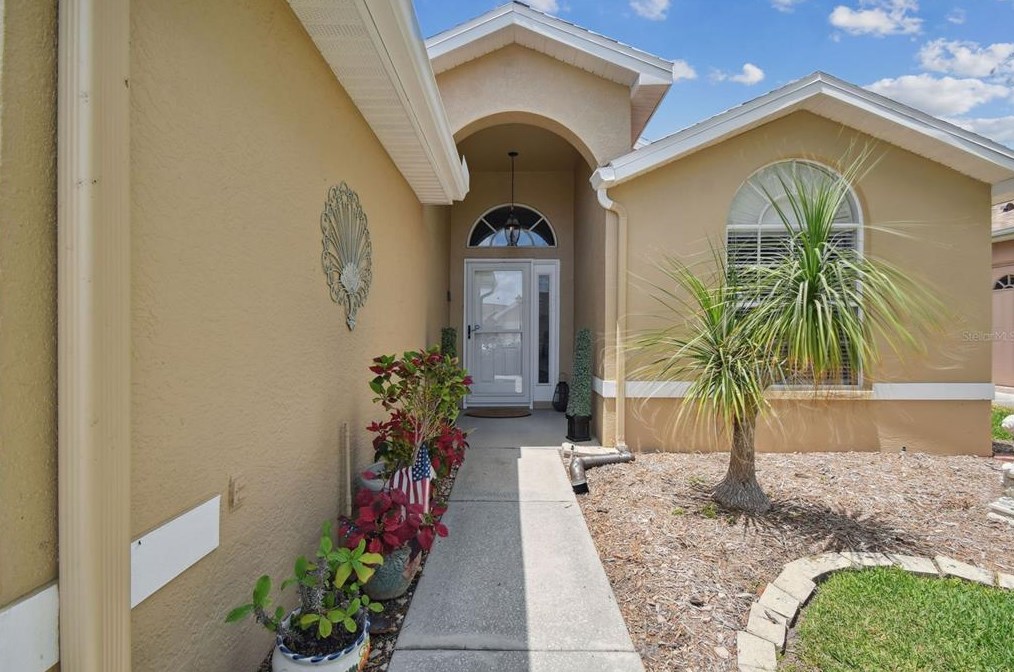 3313 Abigail Ct, New Port Richey, FL 34655-1994