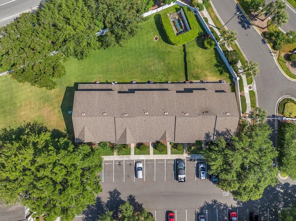 30233 Lacledes Ln, Zephyrhills FL  33543-7655 exterior