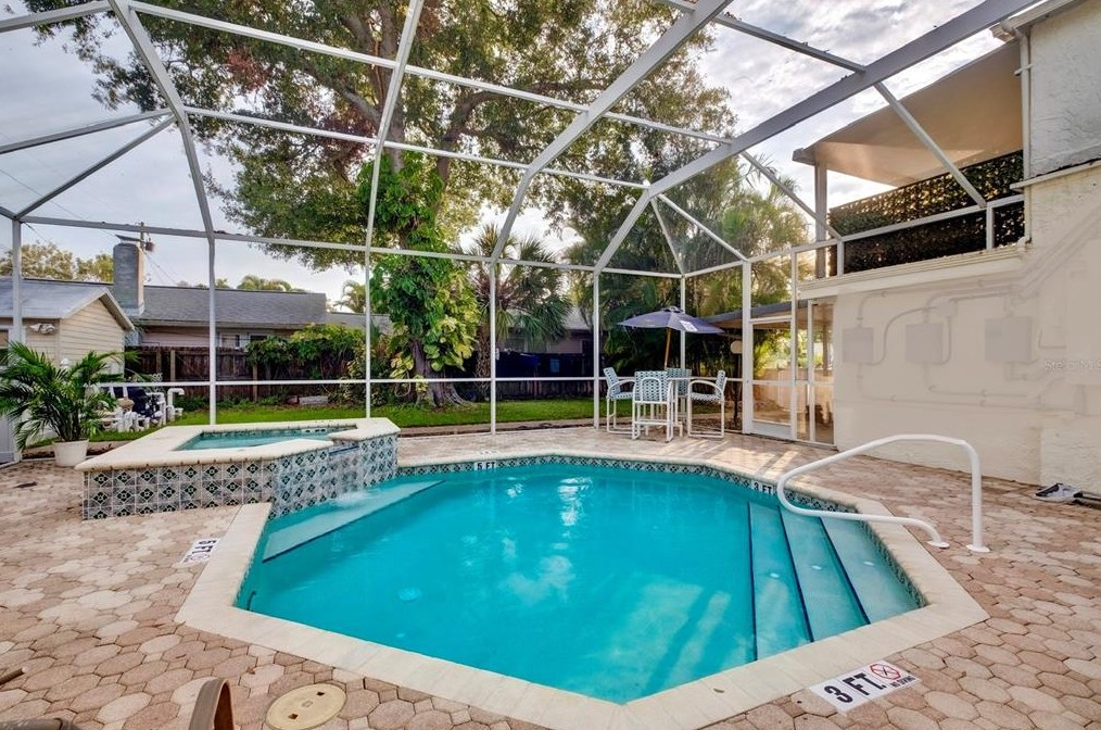 5620 29th Ave S #e, Saint Petersburg, FL 33707