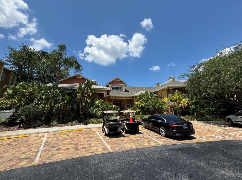 4207 Dale Mabry Hwy, Tampa FL  12105-1423 exterior