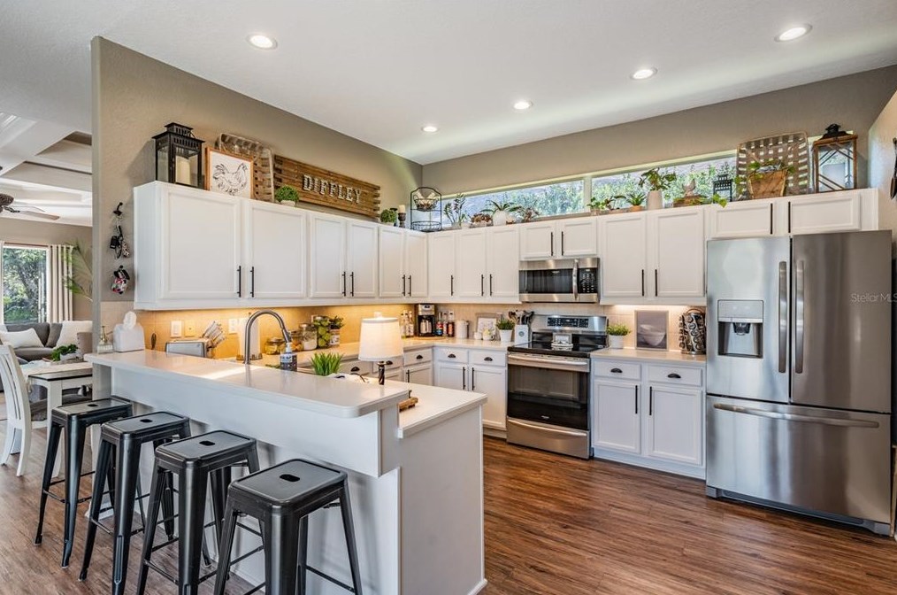 12228 Woodlands Cir, Dade City FL  33525-8287 exterior