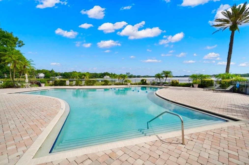 13812 Orange Sunset Dr, Tampa FL  33618-3336 exterior