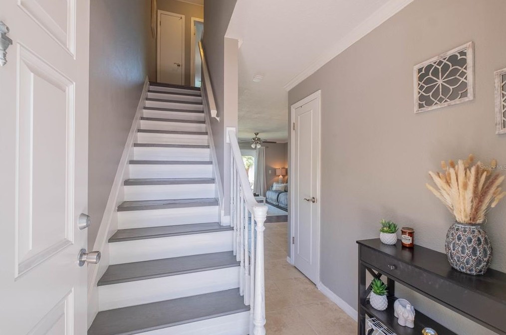 13812 Orange Sunset Dr, Tampa, FL 33618-3336