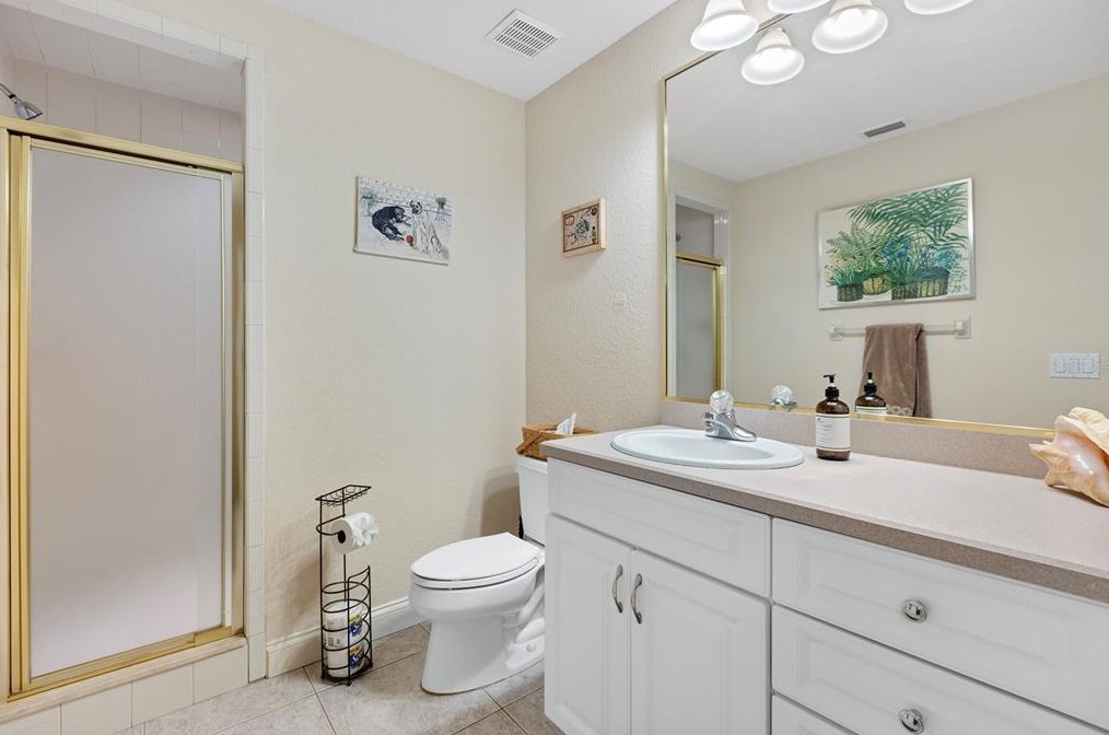 6207 Forestwood Dr, Lakeland FL 33811-2401 exterior