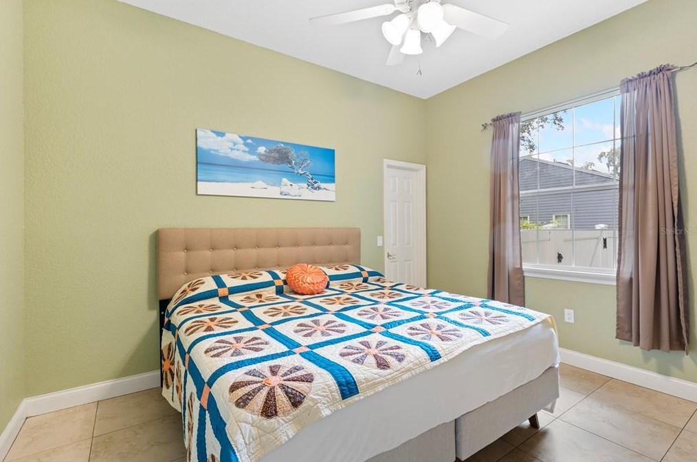 6207 Forestwood Dr, Lakeland FL 33811-2401 exterior