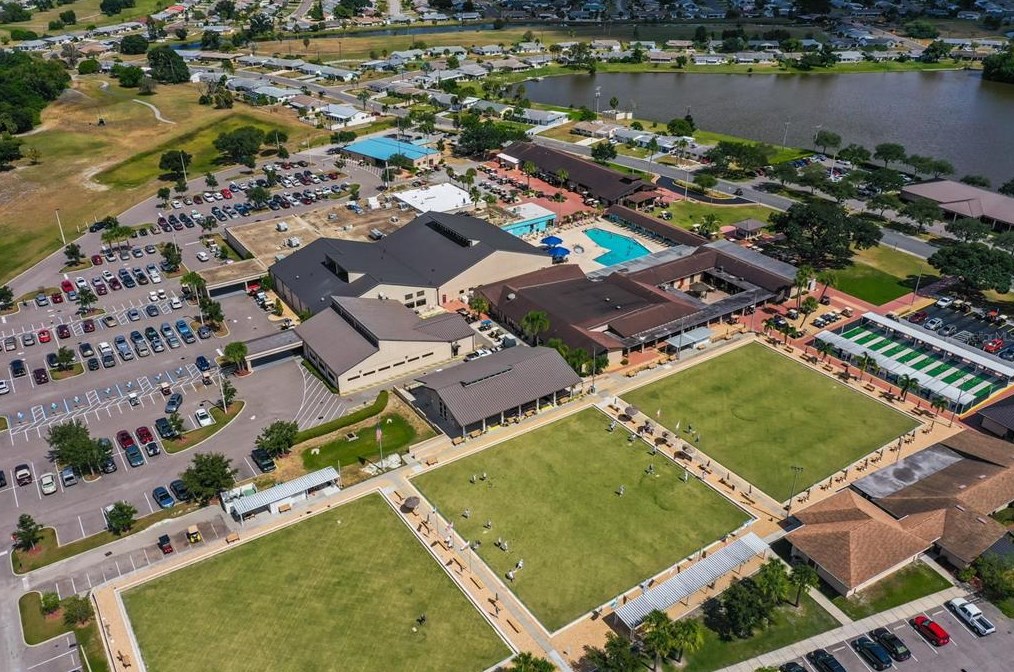 1023 Bluewater Dr, Ruskin FL  33573-6202 exterior