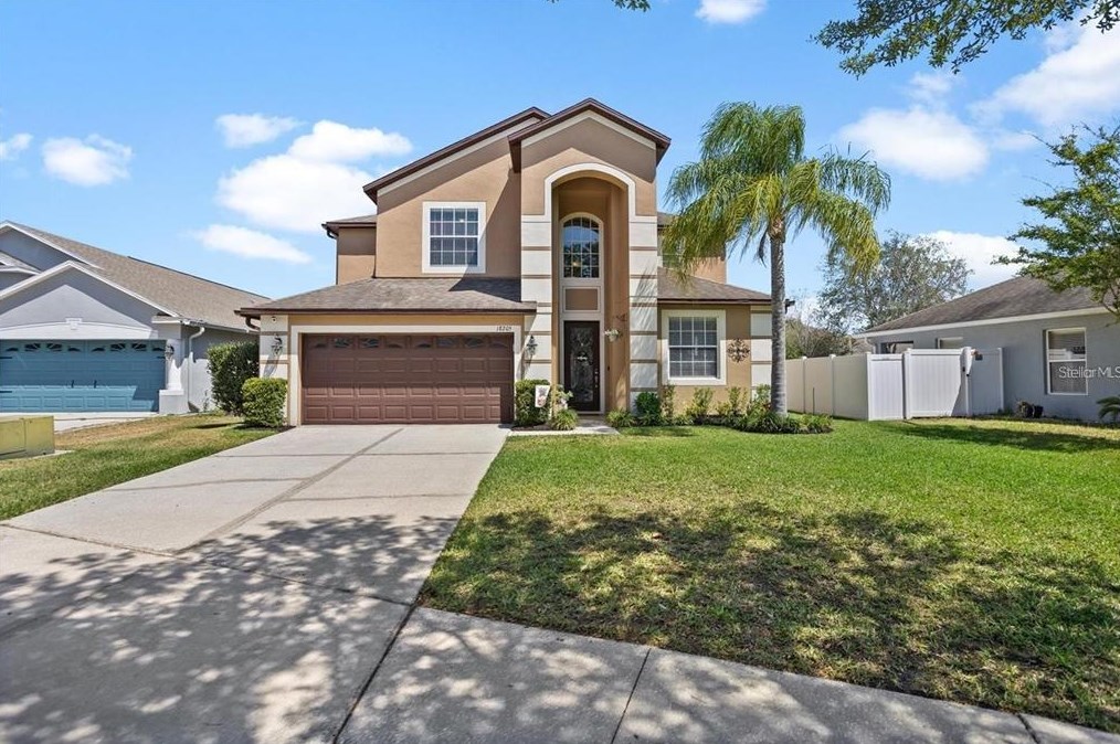18205 Holland House Loop, Land O Lakes, FL 34638
