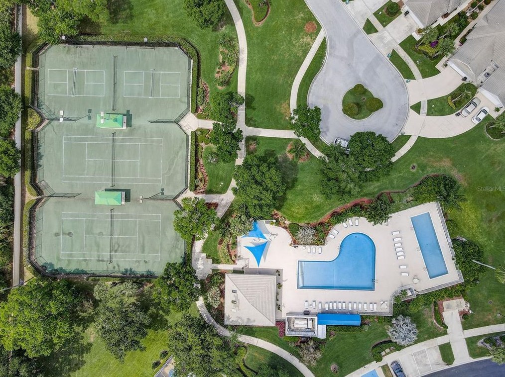 1249 Sun Terrace Cir, Fort Pierce FL  34986-2422 exterior
