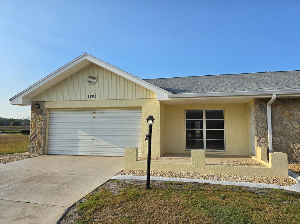 1208 Eastloch Ct, Ruskin, FL 33573