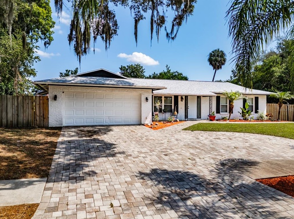 404 Gay Rd, Seffner, FL 33584