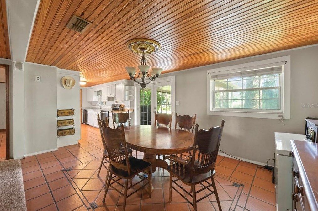 7803 Four Pines Rd, Plant City FL  33565-3129 exterior