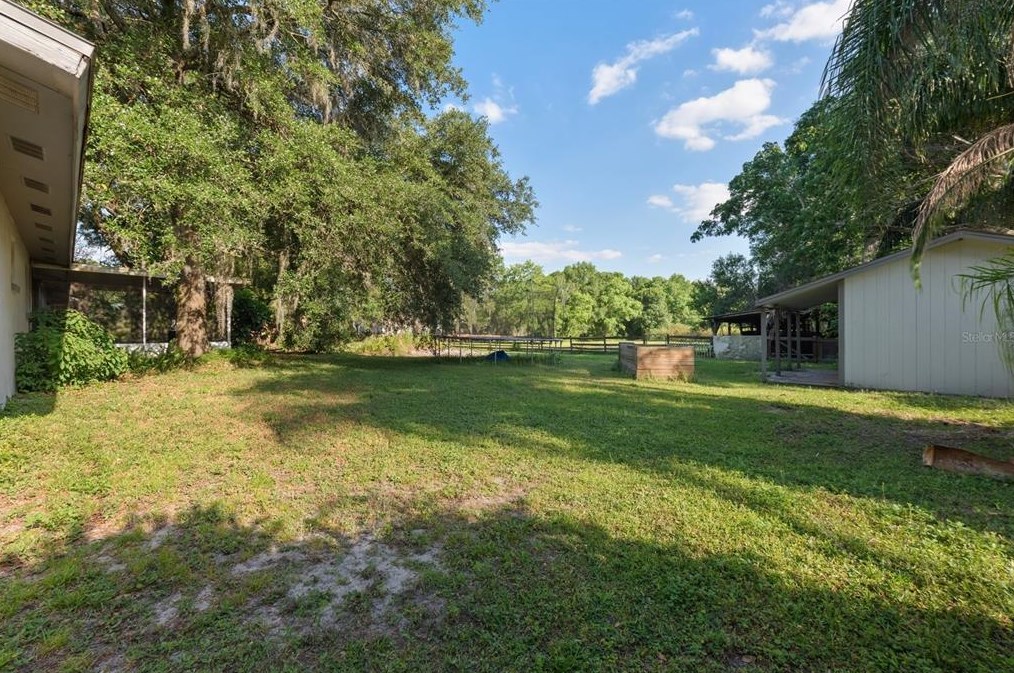 7803 Four Pines Rd, Plant City FL  33565-3129 exterior