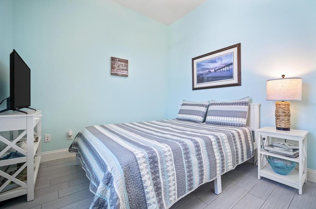 2032 Oceanshore Blvd, Flagler Beach FL  32136-2802 exterior