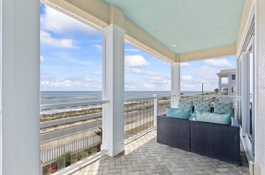 2032 Oceanshore Blvd, Flagler Beach FL  32136-2802 exterior