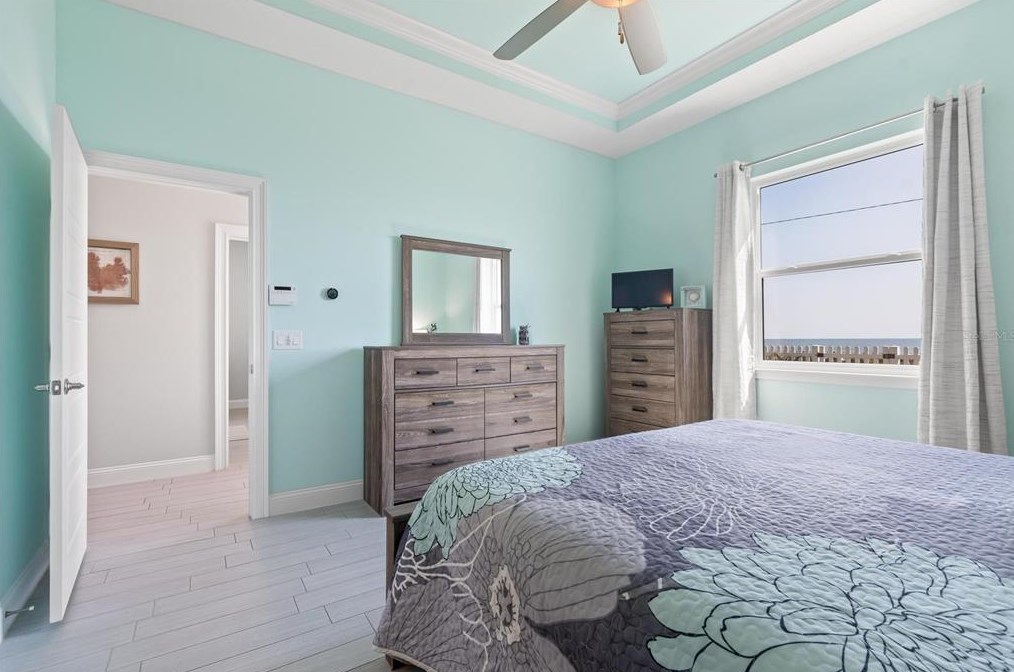 2032 Oceanshore Blvd, Flagler Beach FL  32136-2802 exterior