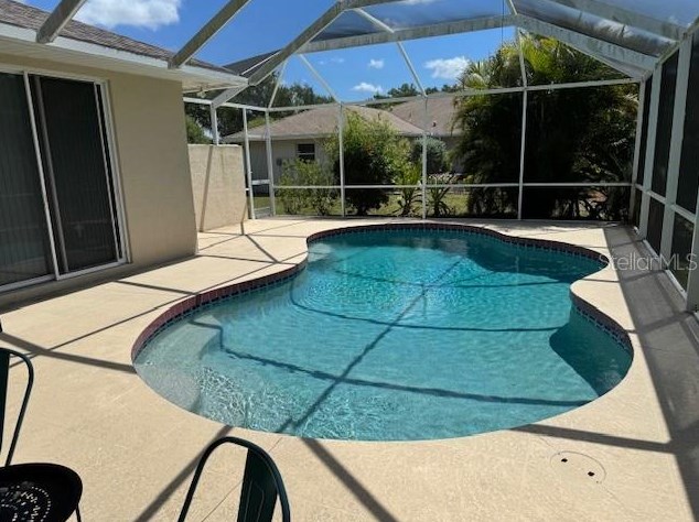 4010 Green Tree Ave, Sarasota, FL 34233-4052