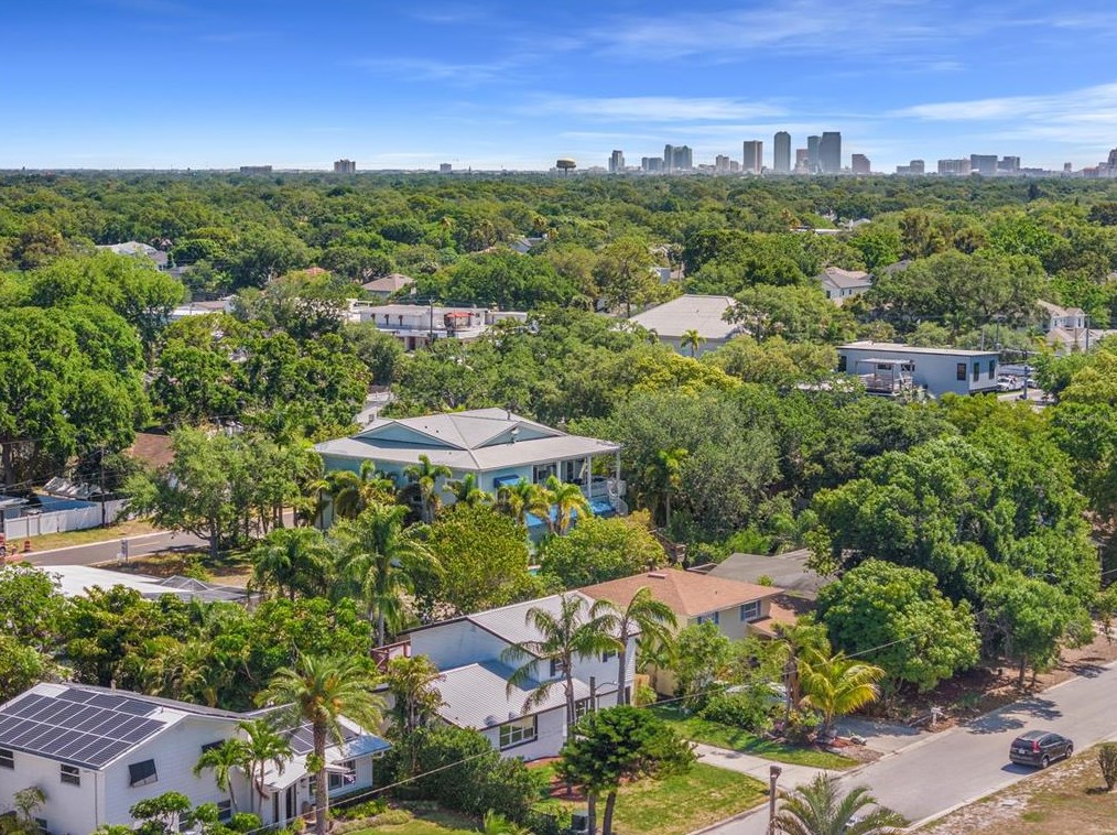 4817 Bay Villa Ave, Tampa, FL 33611-1009