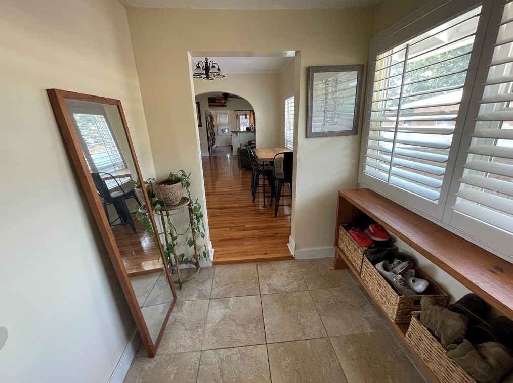 6419 Englewood Ave, Tampa, FL 33611-5201