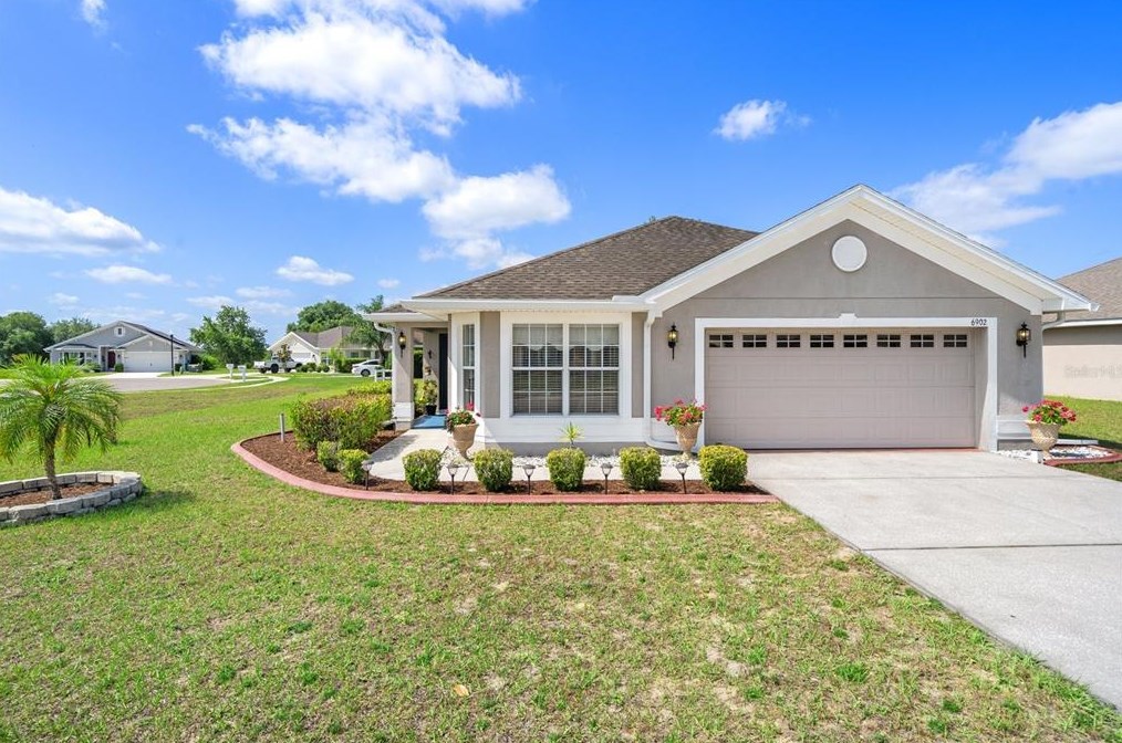 6902 Wirevine Dr, Brooksville, FL 34602-7555