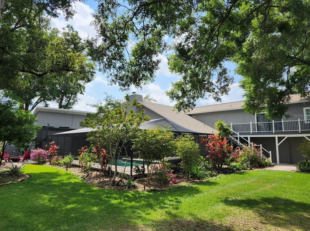 3441 Valley Ranch Dr, Lutz, FL 33548-4709