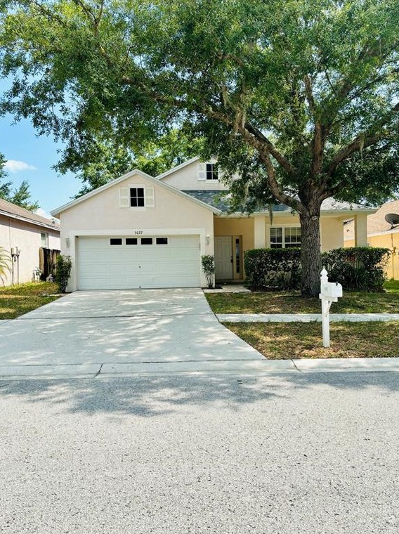 3027 Summer Cruise Dr, Valrico, FL 33594-7642