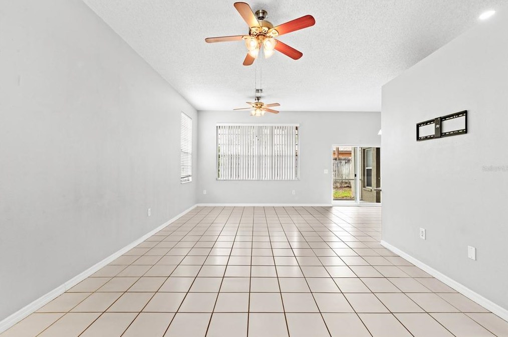 8950 Forest Lake Dr, Port Richey, FL 34668