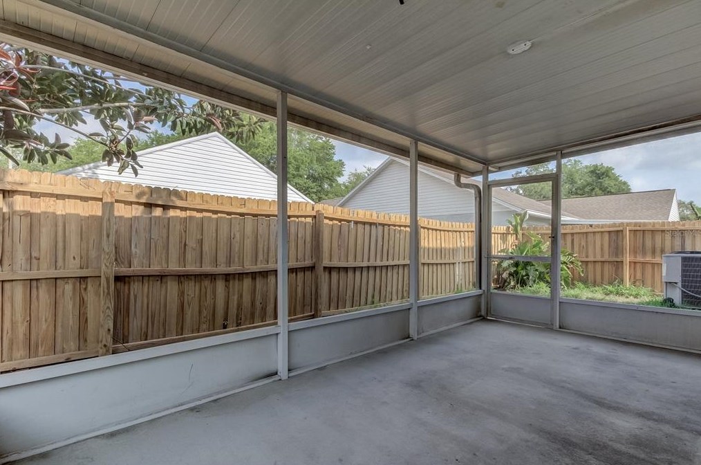 6209 Gassino Pl, Riverview FL  33578-8396 exterior