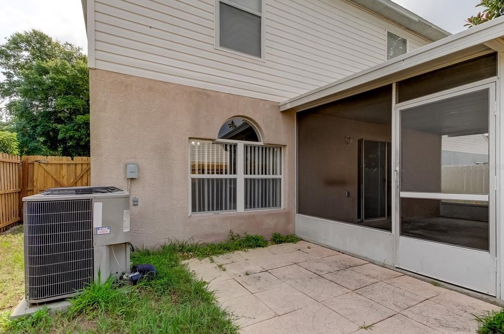 6209 Gassino Pl, Riverview FL  33578-8396 exterior