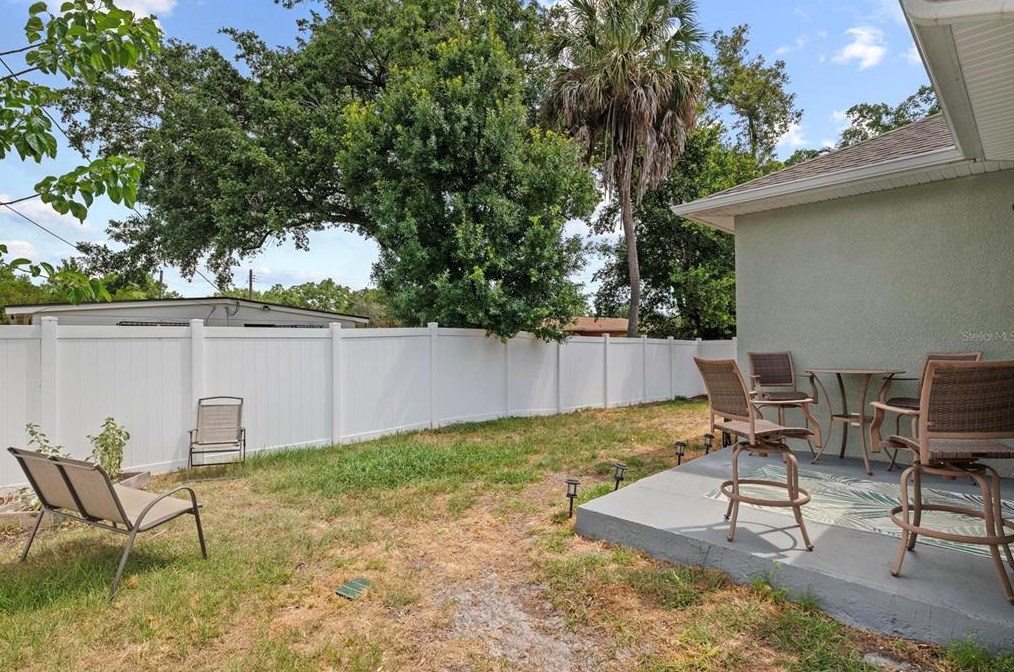 2502 18th Ave, Tampa FL 33619-2424 exterior