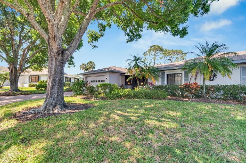 2506 Lonigan Pl, Ruskin, FL 33573-6539