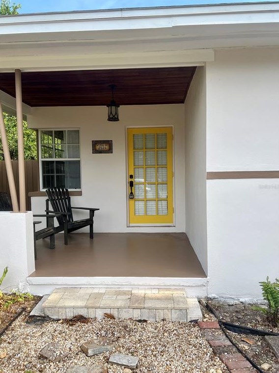 2924 Ellis Dr, Tampa FL  33611-5314 exterior