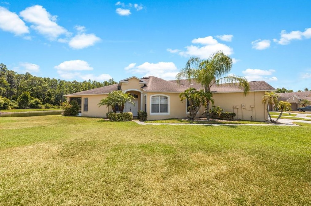 30315 Lettingwell Cir, Zephyrhills, FL 33543-7831