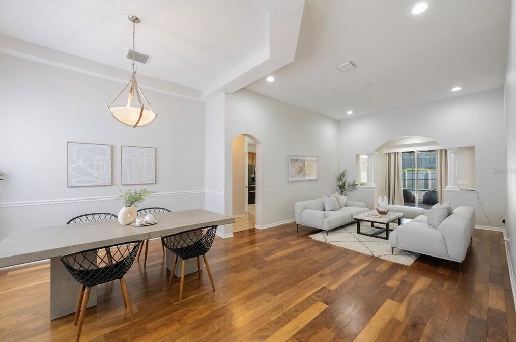 6935 Grn Heron Dr, Zephyrhills FL 33545-3894 exterior