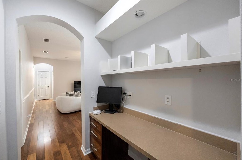 6935 Grn Heron Dr, Zephyrhills FL 33545-3894 exterior