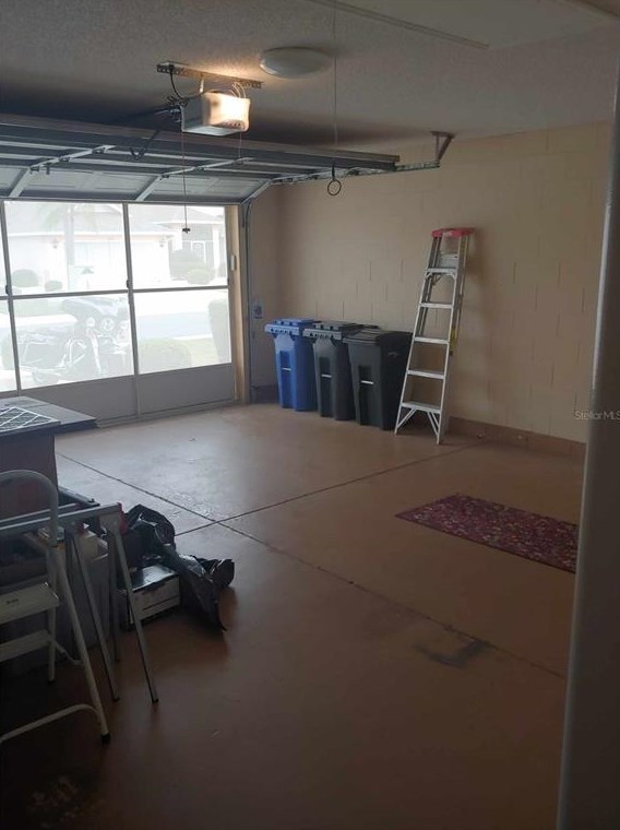 318 Caloosa Palms Ct, Ruskin FL 33573-6933 exterior